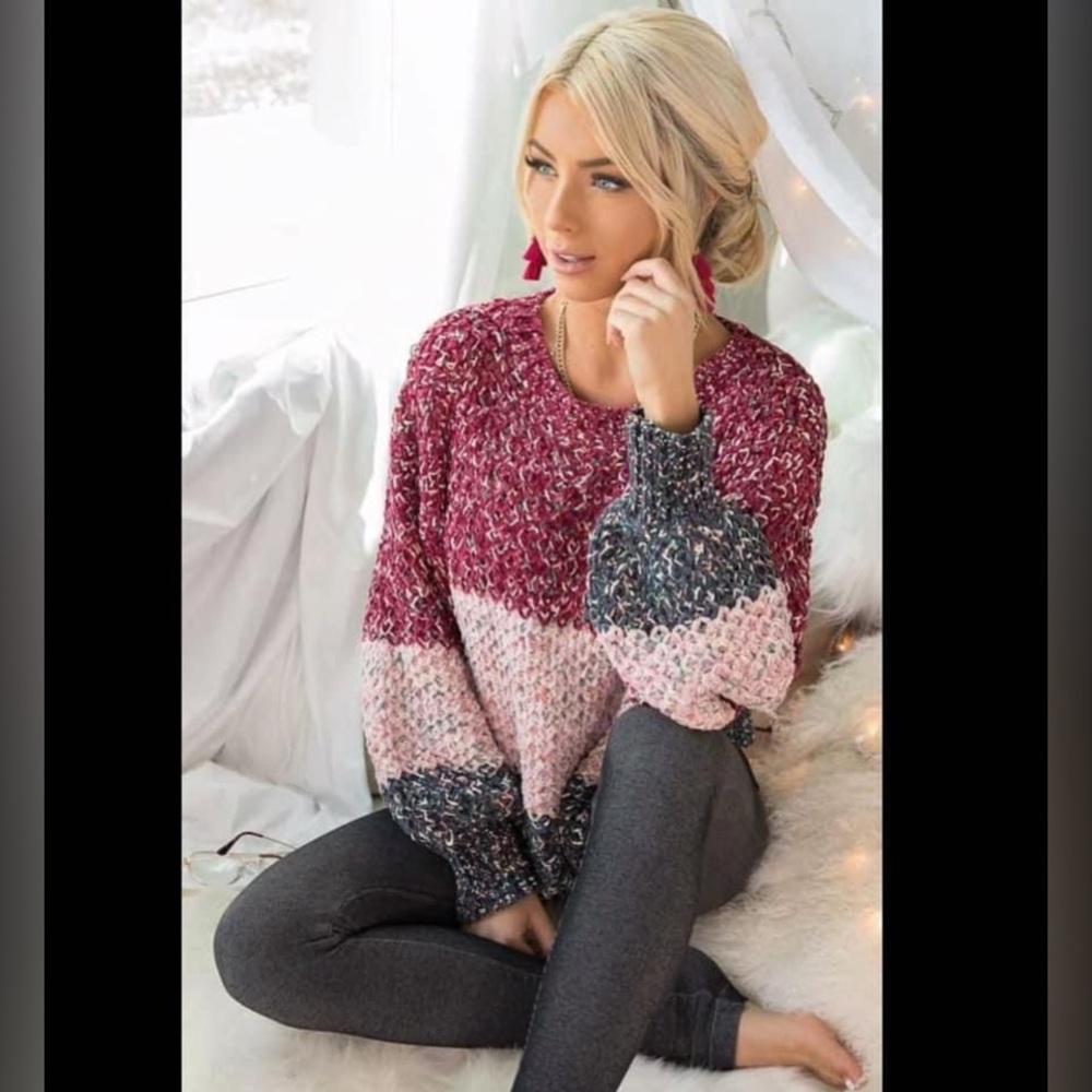 O&O chenille soft pink and red boutique sweater S